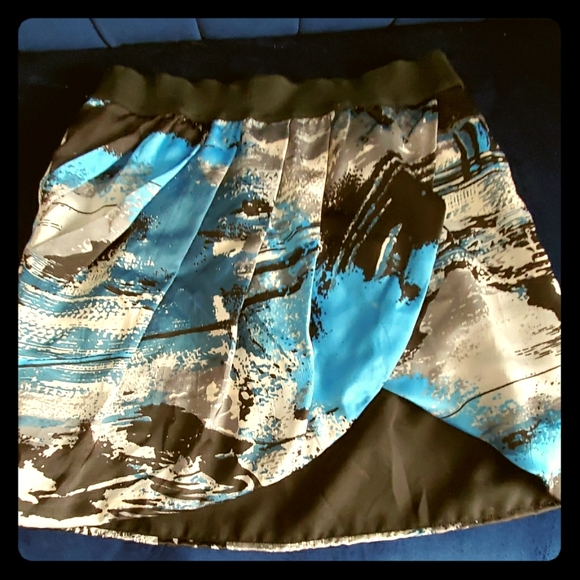 Skirt - Picture 1 of 3